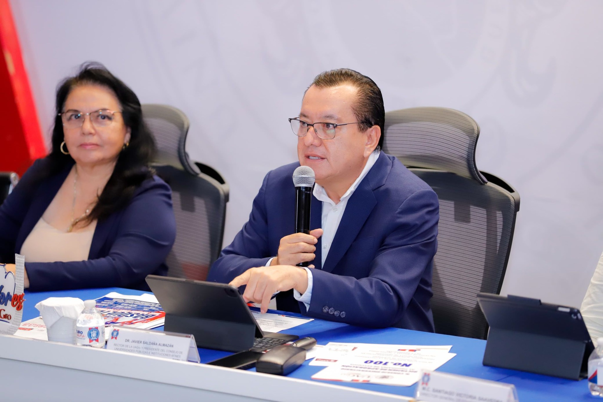 LA UAGRO CONSOLIDA SU LIDERAZGO EDUCATIVO CON SIETE LOGROS CLAVE PARA GUERRERO