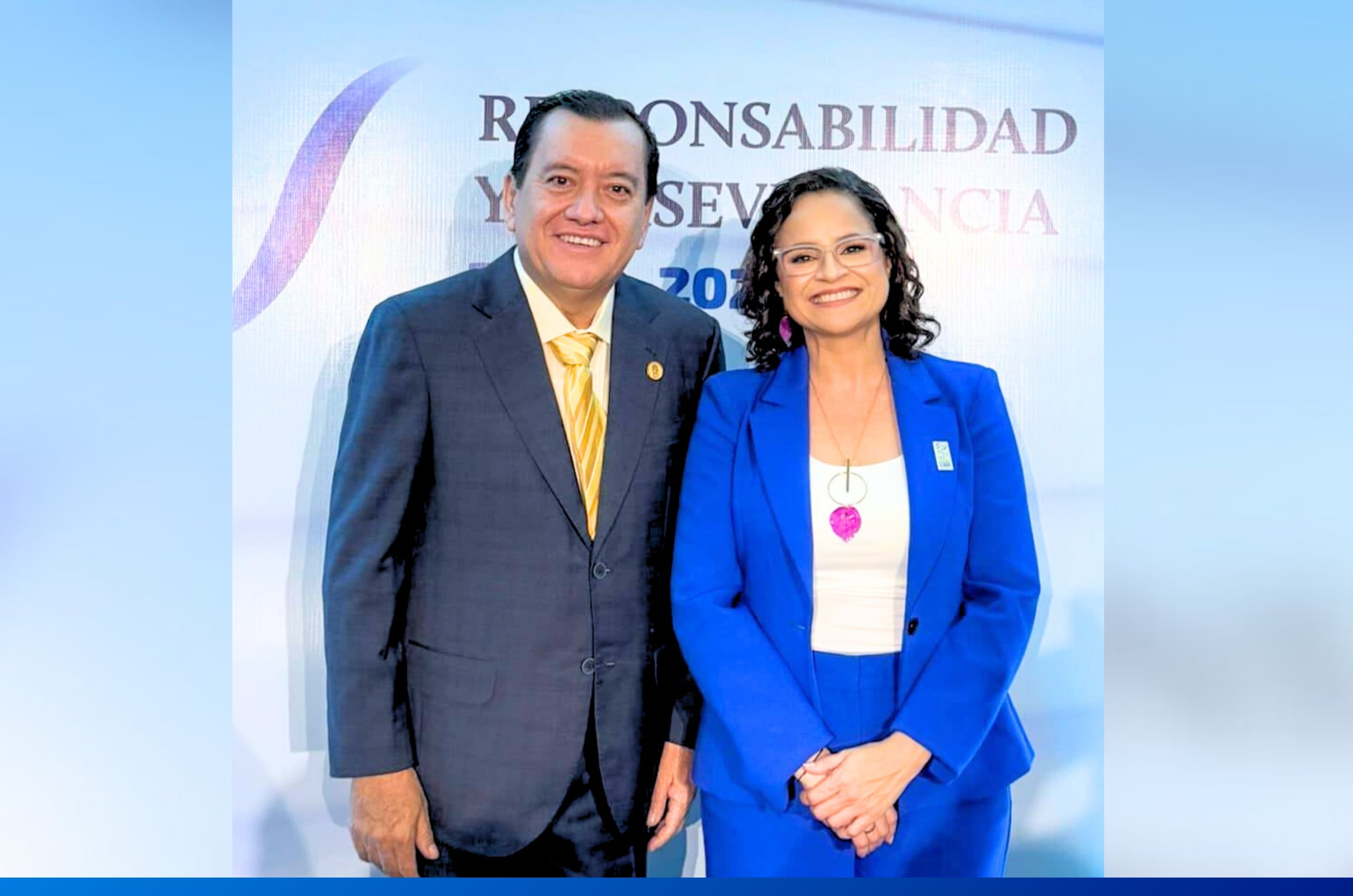ASISTE EL RECTOR JAVIER SALDAÑA AL TERCER INFORME DE LA DRA. NORMA LILIANA GALVÁN MEZA, RECTORA DE LA UAN